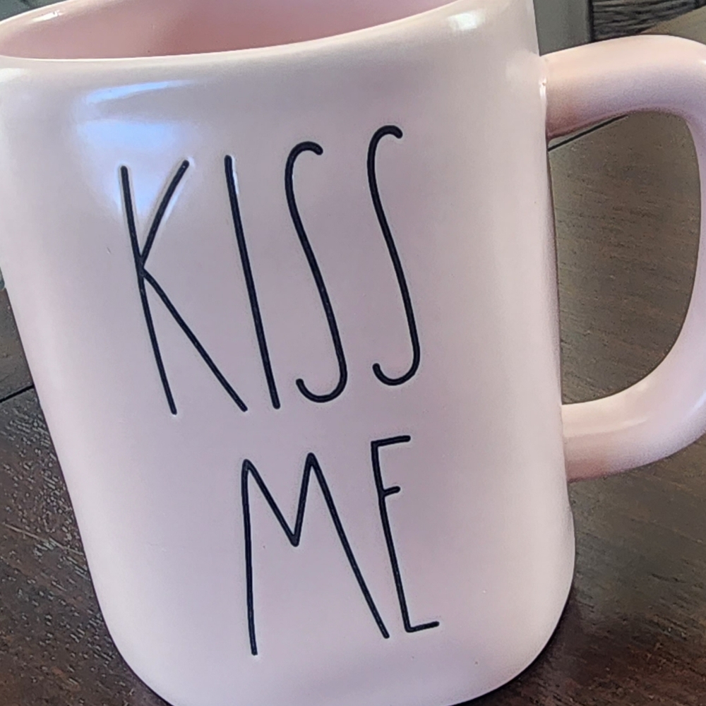 RAE DUNN COFFEE MUG 16 oz